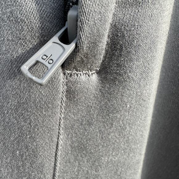 Alo Yoga Show Off Cargo Wide Leg Trouser Regular Length Steel Grey Gray NWOT XS - Picture 14 of 16